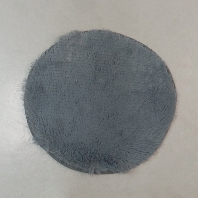 Alfombra-peluche-gris-572065.JPG
