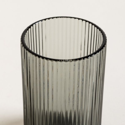8793024-2-vasos.jpg
