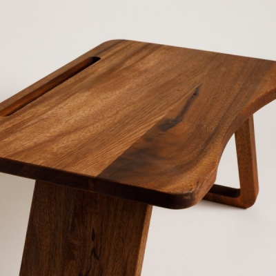 8783199-2-mesa-cama.jpg